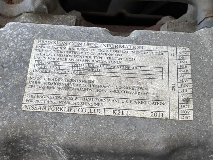 2011-nissan-a22-mcp1r2a25lv-forklift-image-20