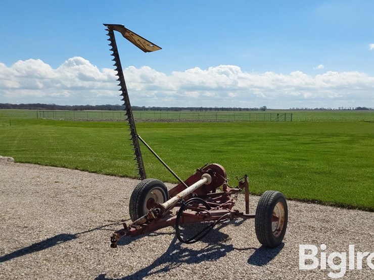 international-1100-image-1