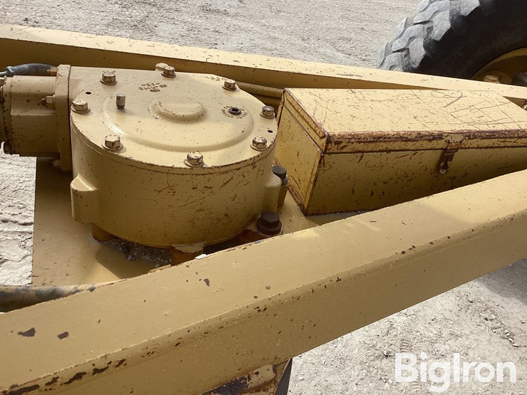 1994-caterpillar-140g-vhp-image-20