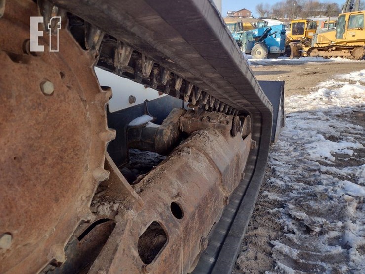 2020-bobcat-t870-image-32