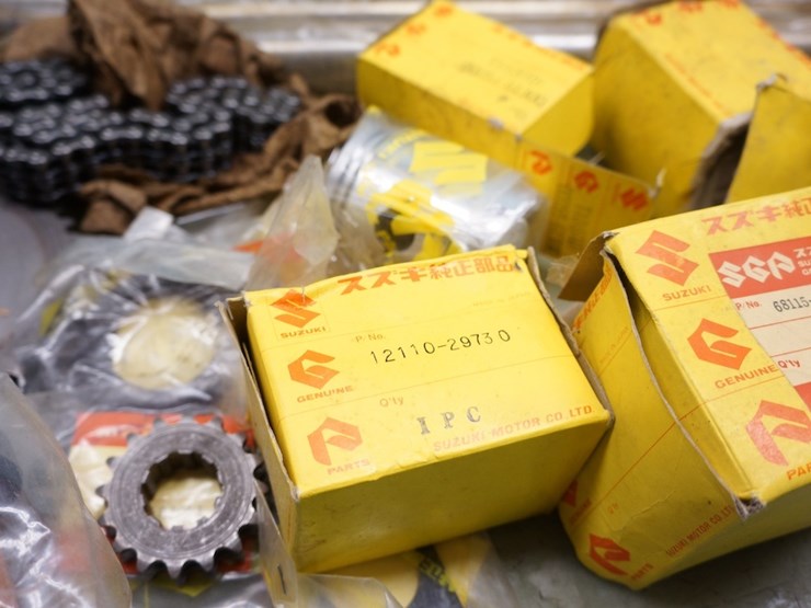 japanese---suzuki-etc…-miscellaneous-parts-lot-image-3