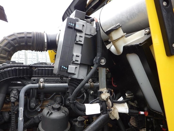 2016-kenworth-w900-image-46