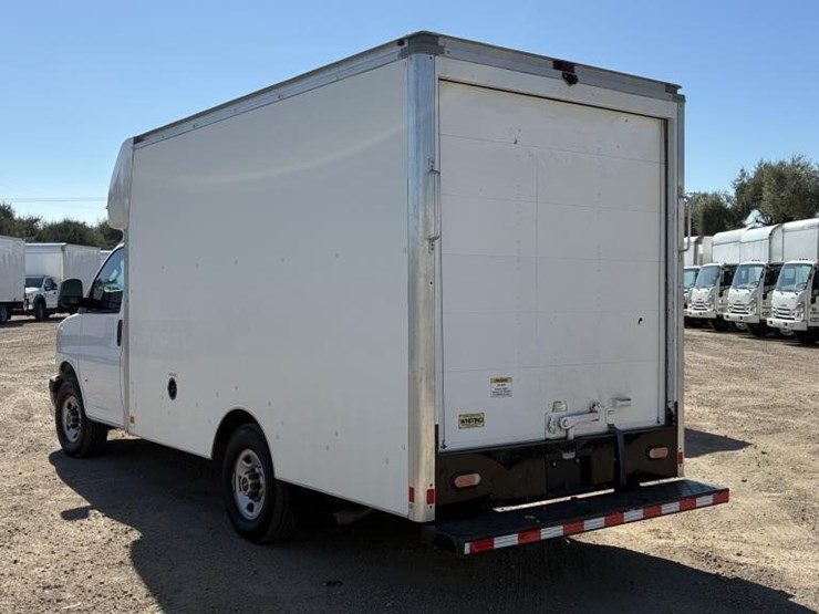 2021-gmc-3500-image-4