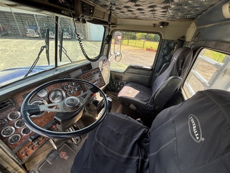 2000-kenworth-t800b-image-31