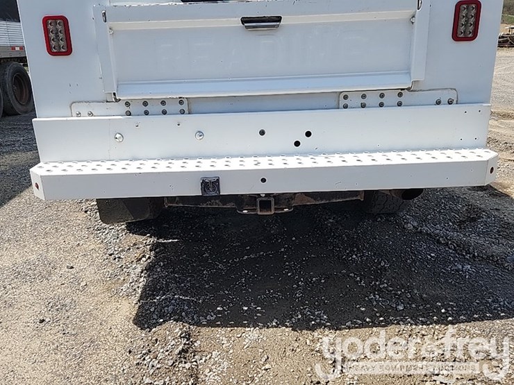 2018-chevrolet-silverado-3500hd-image-15