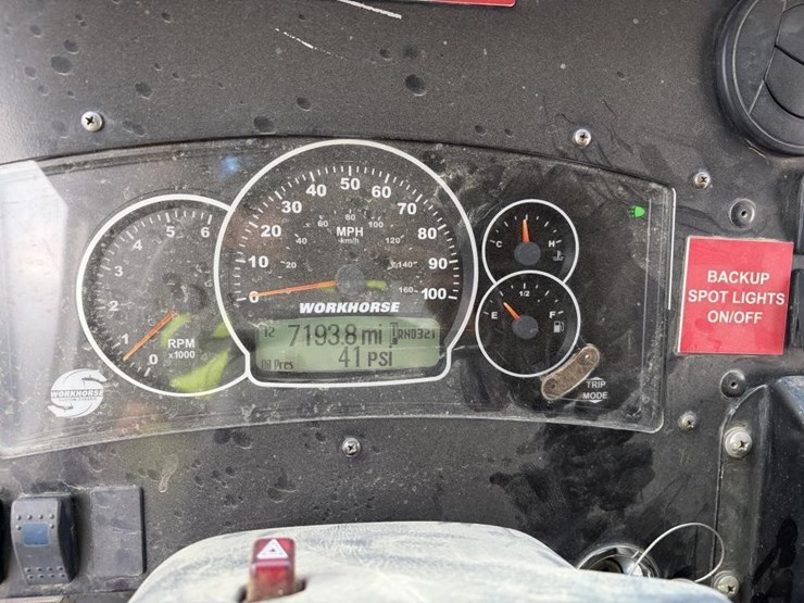 2008-utilimaster-workhorse-step-van-image-24