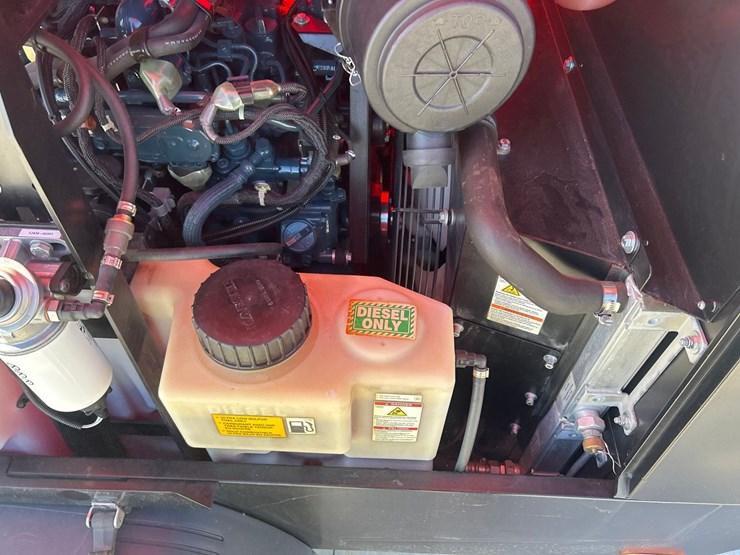 2023-massey-ferguson-8-image-25