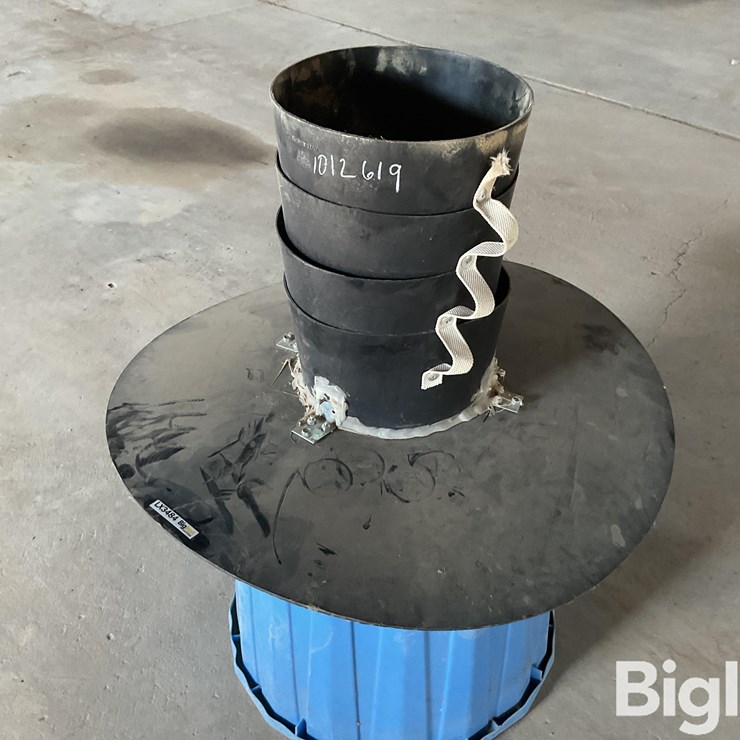 Auger Discharge Boot