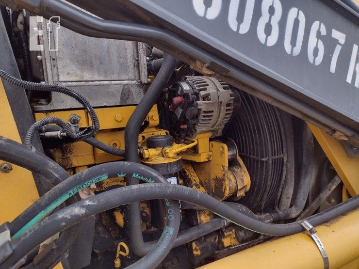 2010-deere-310j-image-44