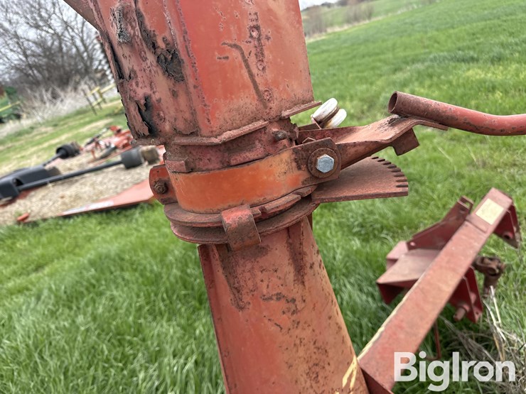 new-holland-707-image-15