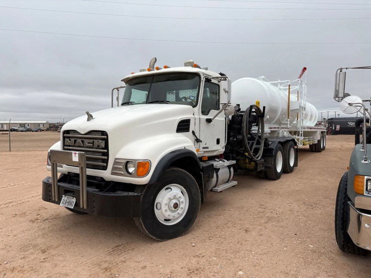 2005-troxell-130bbl-image-1