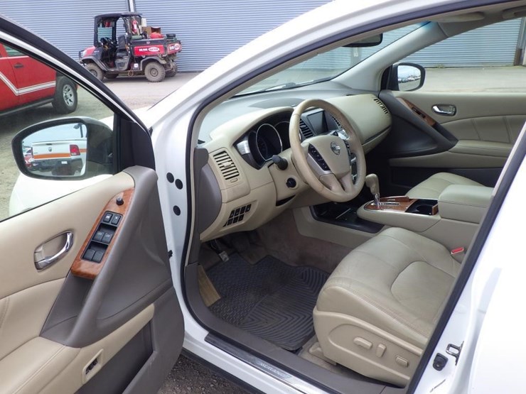 2012-nissan-murano-image-5