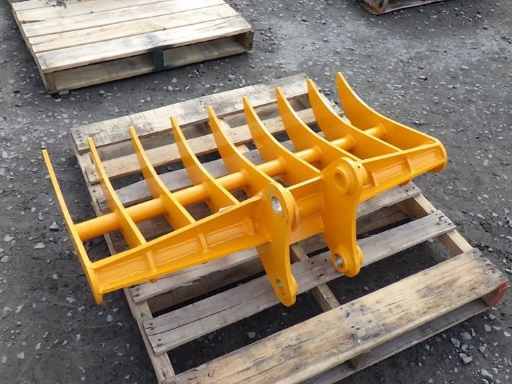 caterpillar-305-image-2