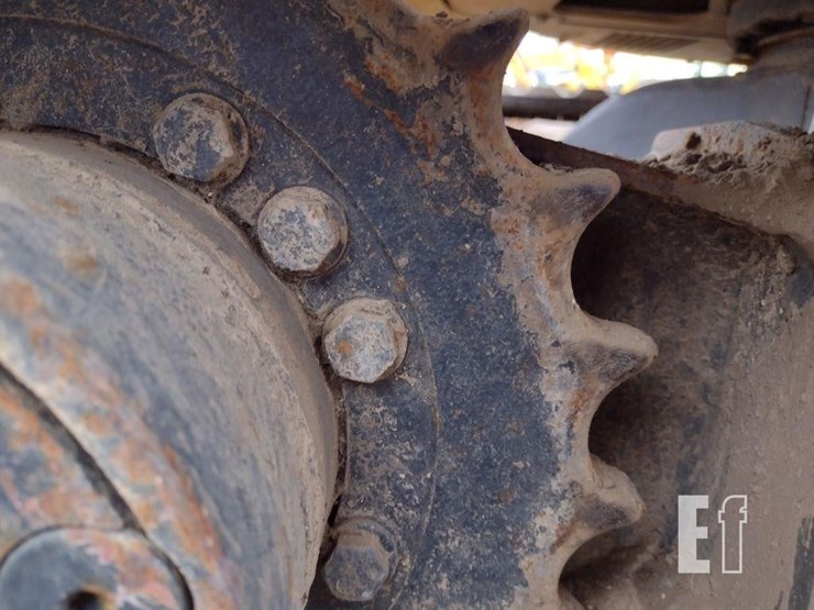 2020-deere-35g-image-29