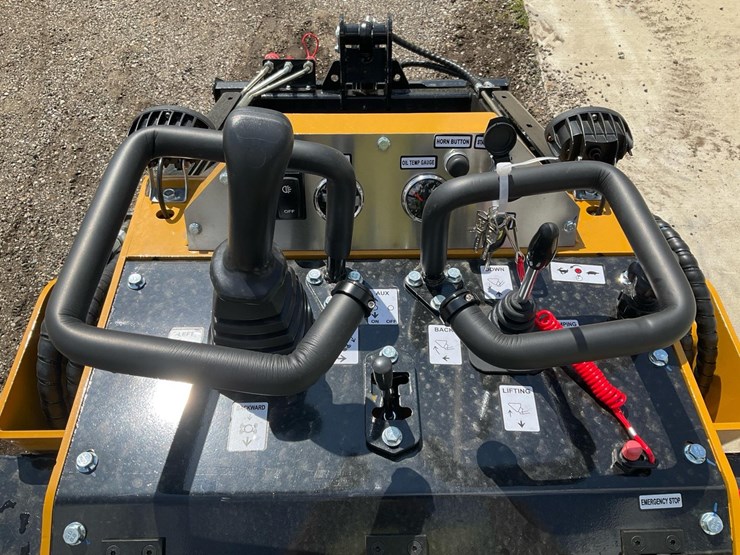 #999-•-unused-kkta27-diesel-mini-skid-steer*---middlebury,-in-image-15