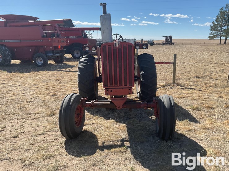 1966-international-806-image-2