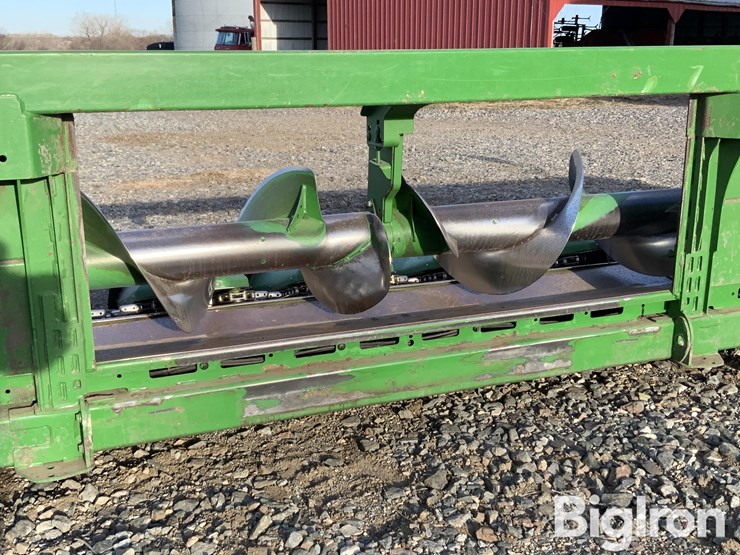 2017-john-deere-a-image-14