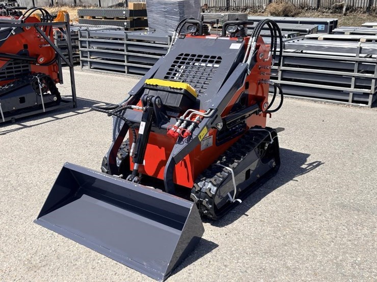 2026-zjg-zj-380-skid-steer-loader-image-1