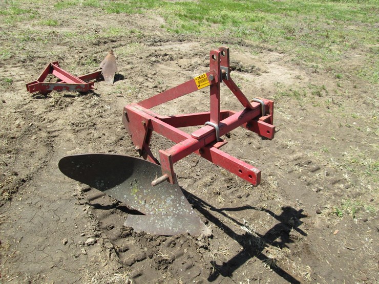 #36723-•-taylor-way-28806-breaking-plow-1052064h-image-2