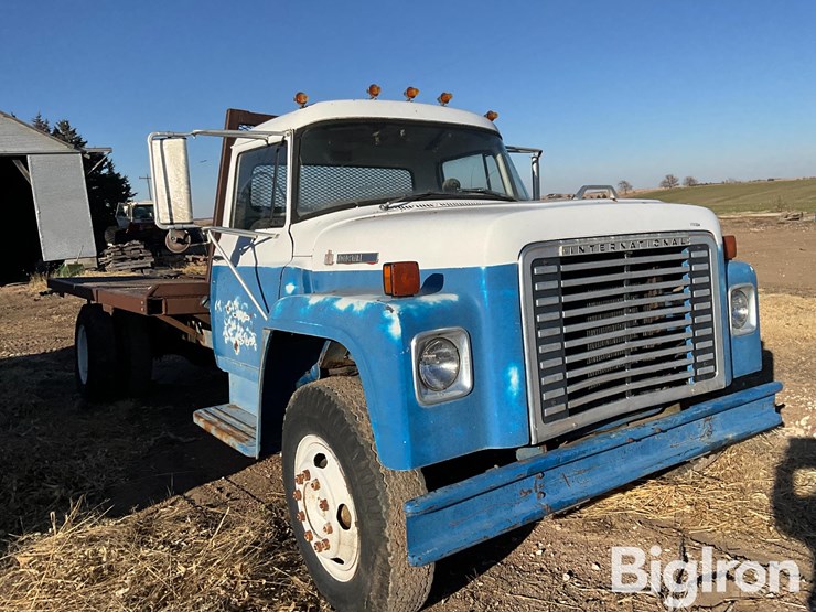 1976-international-1600-s/a-flatbed-truck-image-3