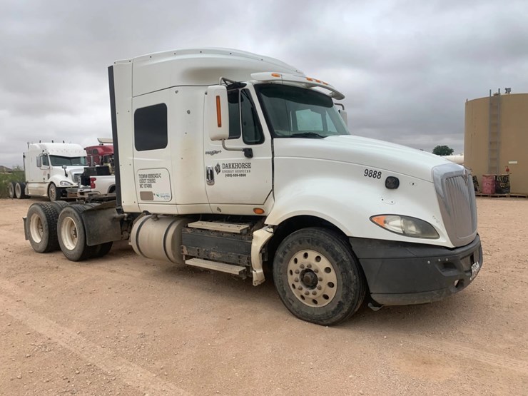 2014-international-prostar-image-6