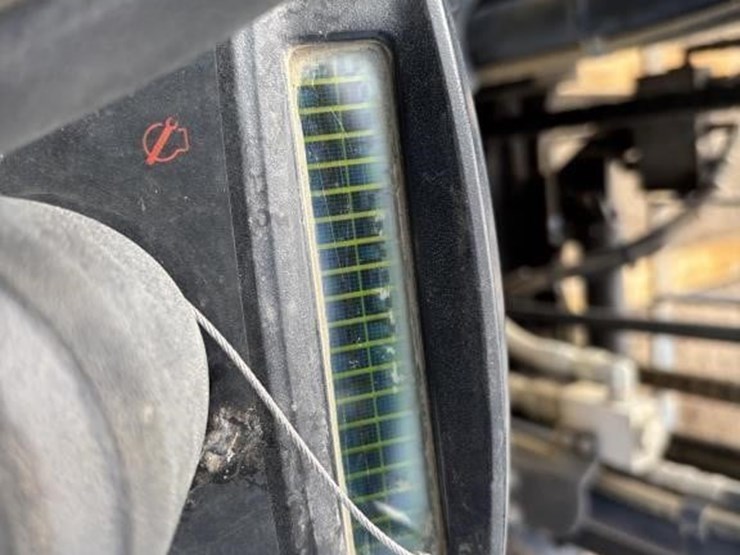 2015-yale-gdp80-forklift-image-23