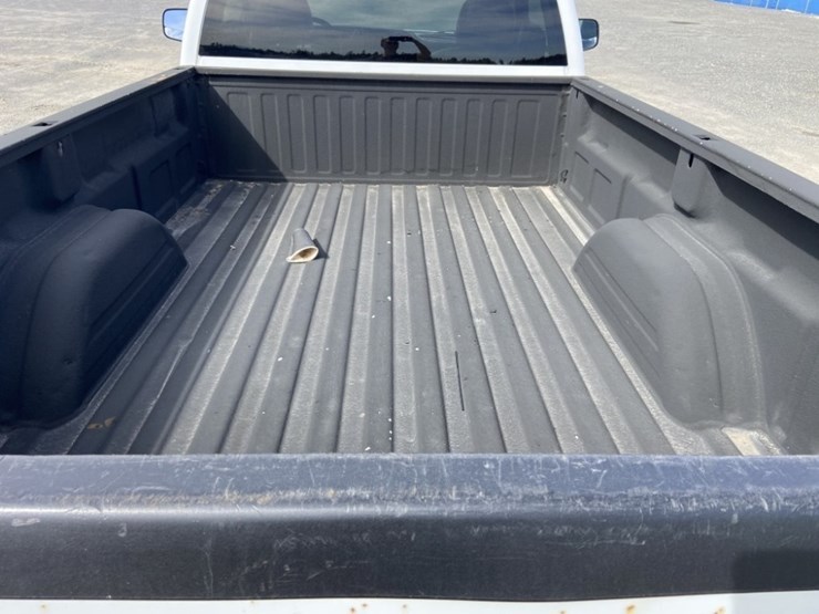 2005-chevrolet-silverado-2500hd-image-24