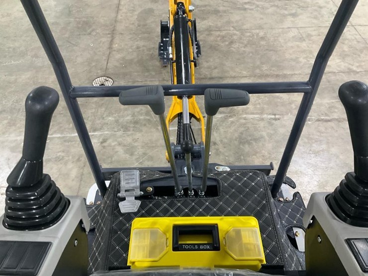 #1202-•-unused-sdle18p-mini-excavator*---middlebury,-in-image-18