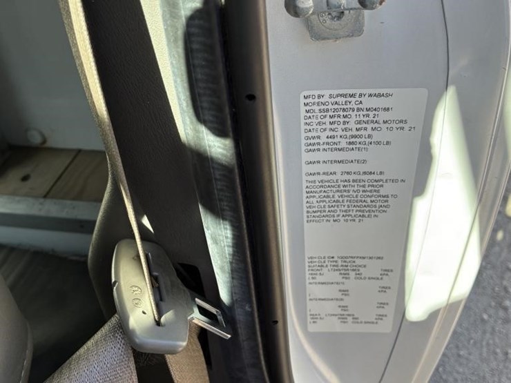 2021-gmc-3500-image-18