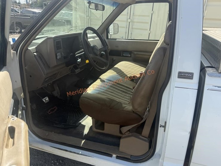 1992-chevrolet-cheyenne-1500-image-42