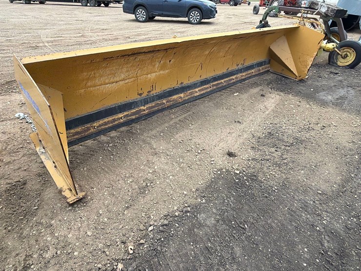 protech-sp14b-snow-pusher-image-5
