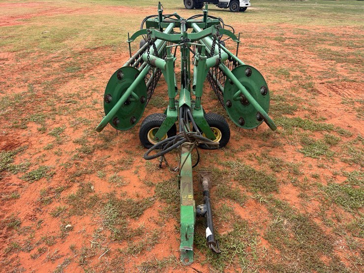 john-deere-700-image-10