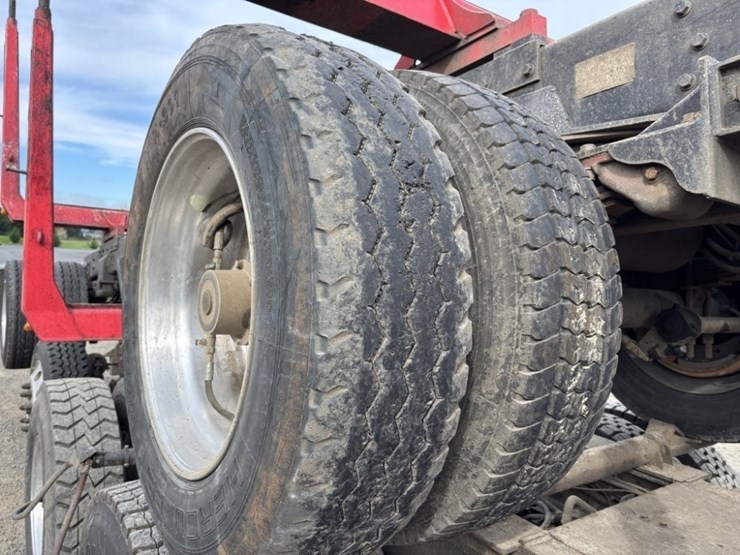 2019-kenworth-t880-image-44