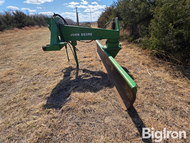 john-deere-155-image-8