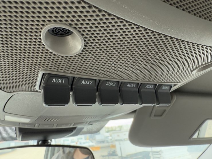 2021-ford-f550-xl-sd-image-38