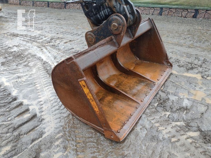 2004-komatsu-pw200-7-image-12