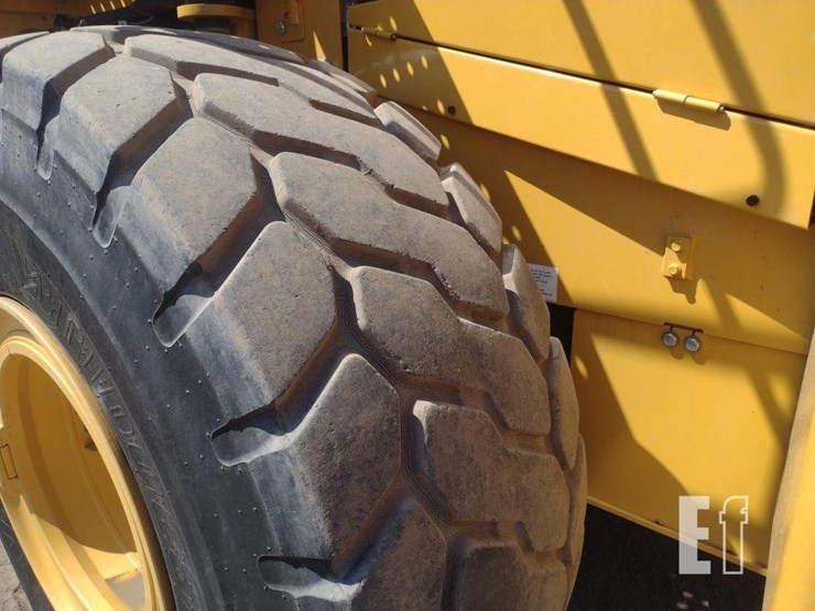 21-deere-724p-image-18