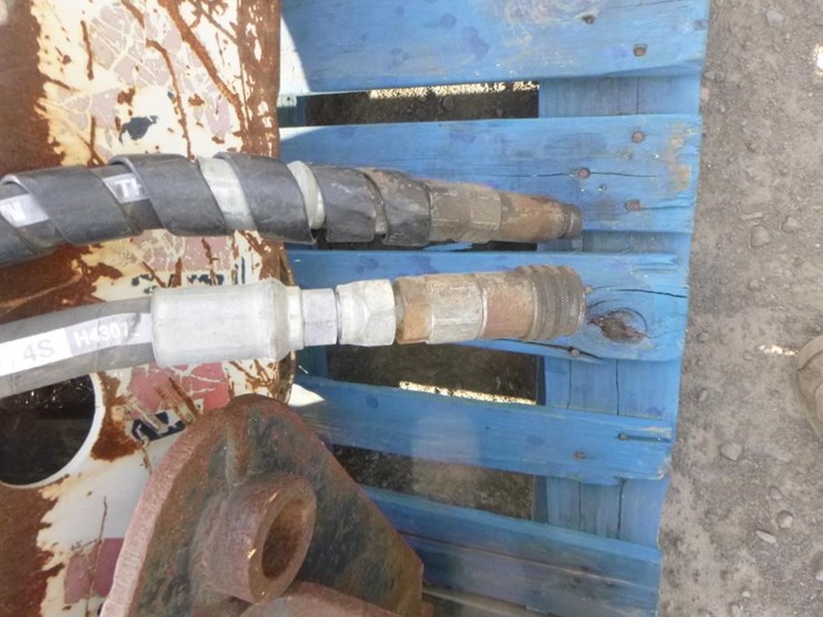 city-skid-steer-hydraulic-breaker-image-6