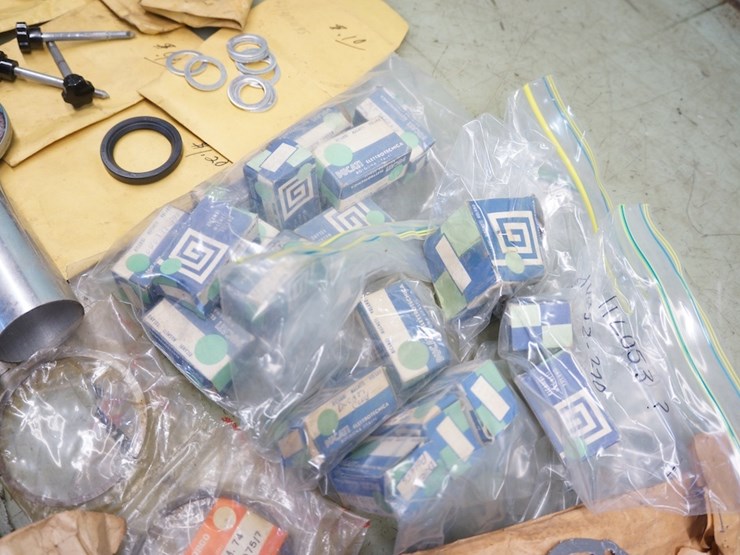 italian---ducati-etc…-miscellaneous-parts-lot-image-3