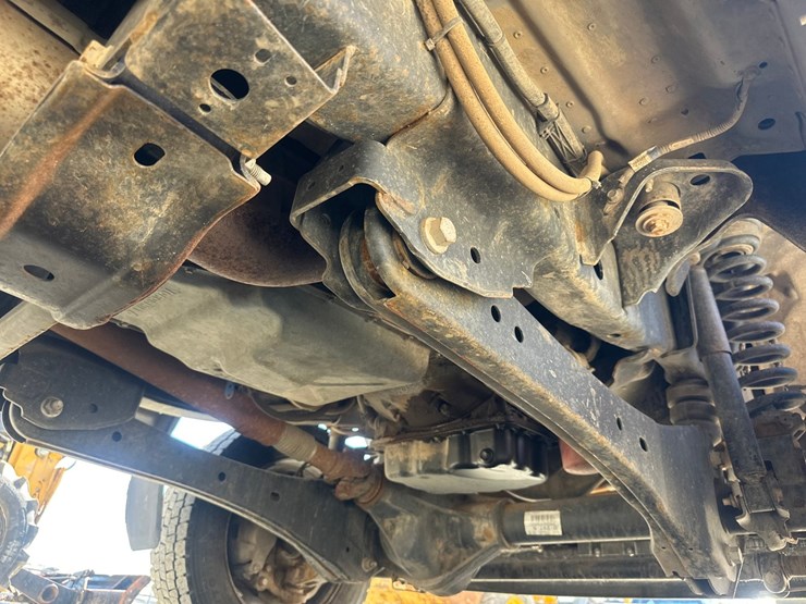 2019-ford-f550-image-48