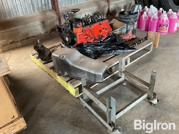 gm-small-block-v-8-gas-engine-image-3