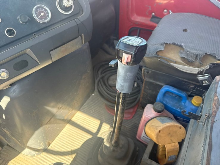 1996-ford-l9000-image-73