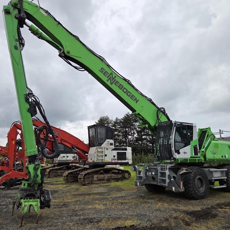 Sennebogen 738E Tree Handler