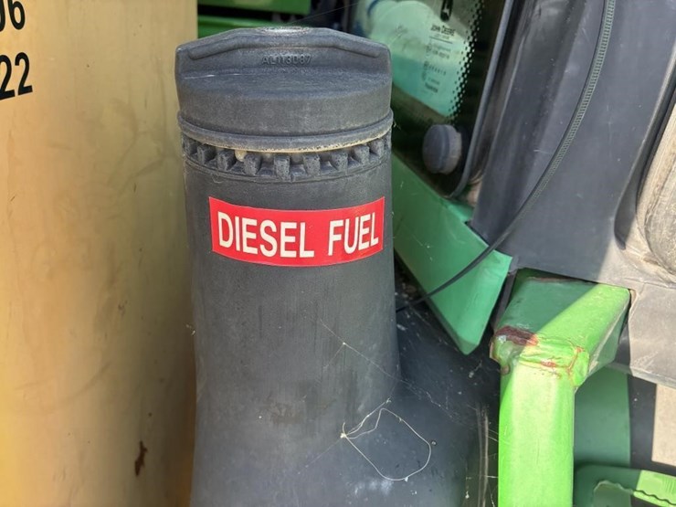 2005-john-deere-7220-image-19