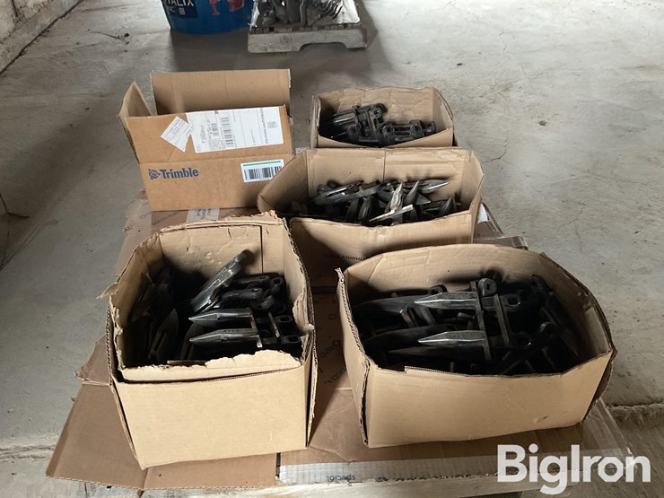 macdon-sickle-guards-image-4