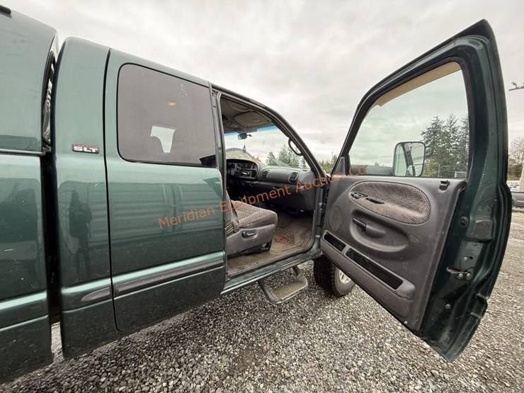 2001-dodge-ram-2500-image-23