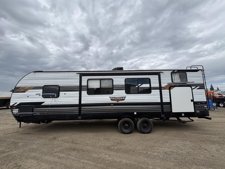 2020-wildwood-wdt26dbud-ca-travel-trailer-image-5