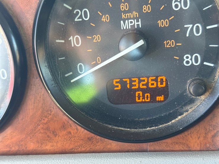 2008-peterbilt-386-image-35