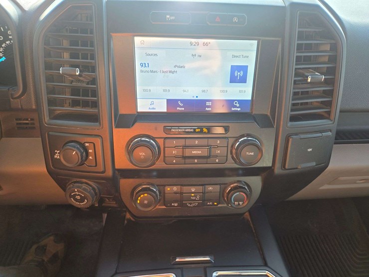 2020-ford-f150-image-14