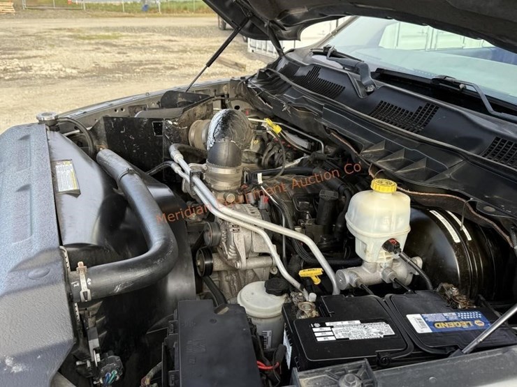 2011-dodge-1500-image-16